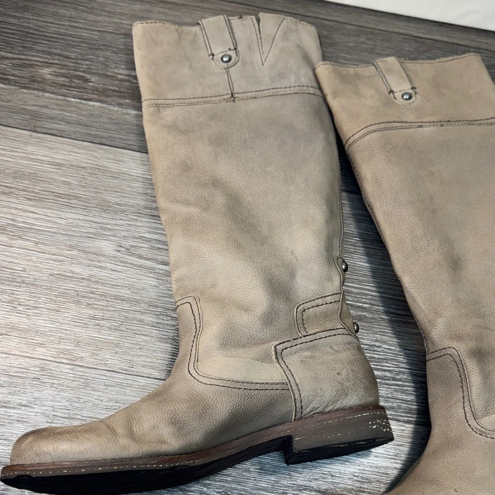OTbt Women's Tan  Leather  Boots size 8 (j225)